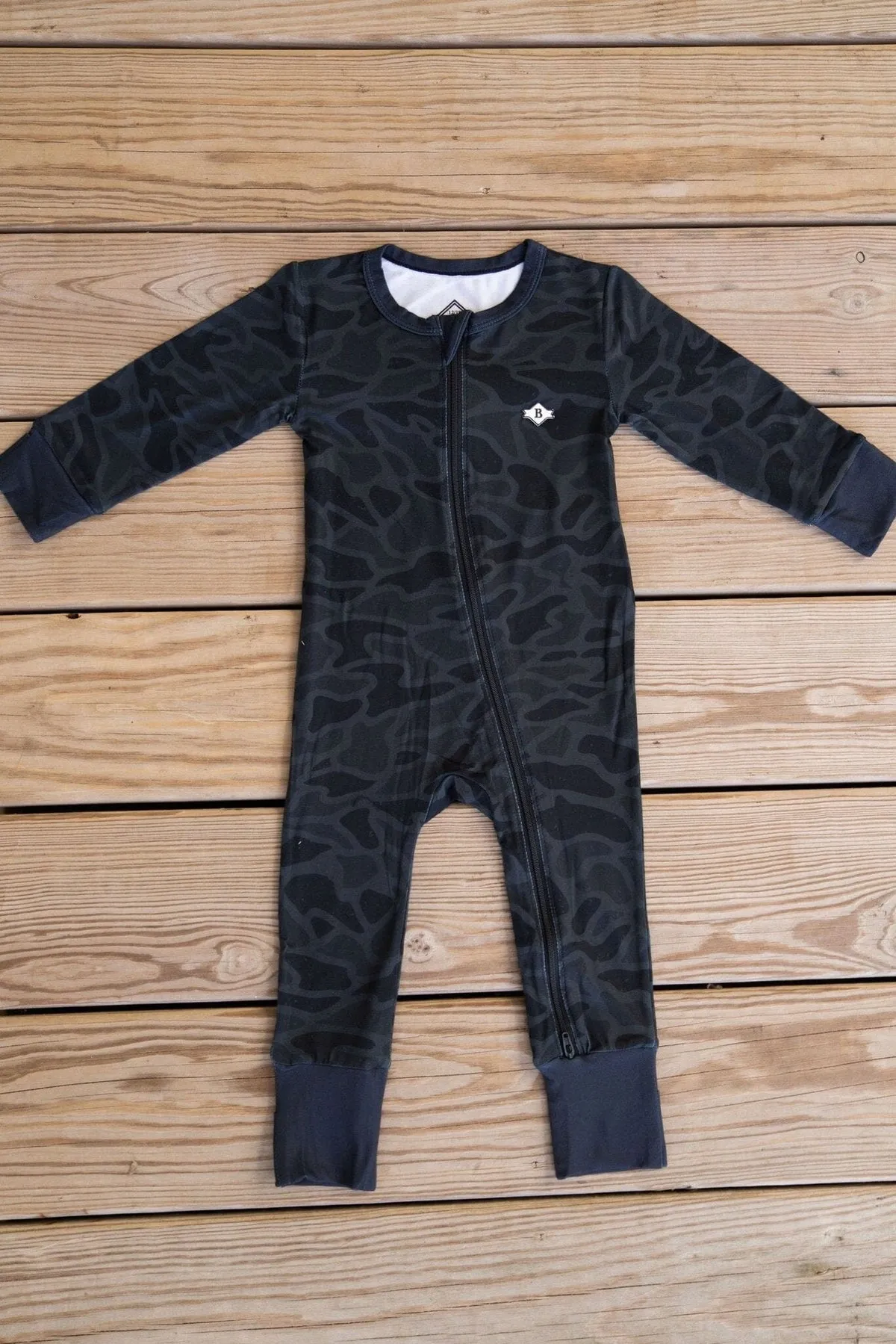 Burlebo Baby Zip Up | Black Camo