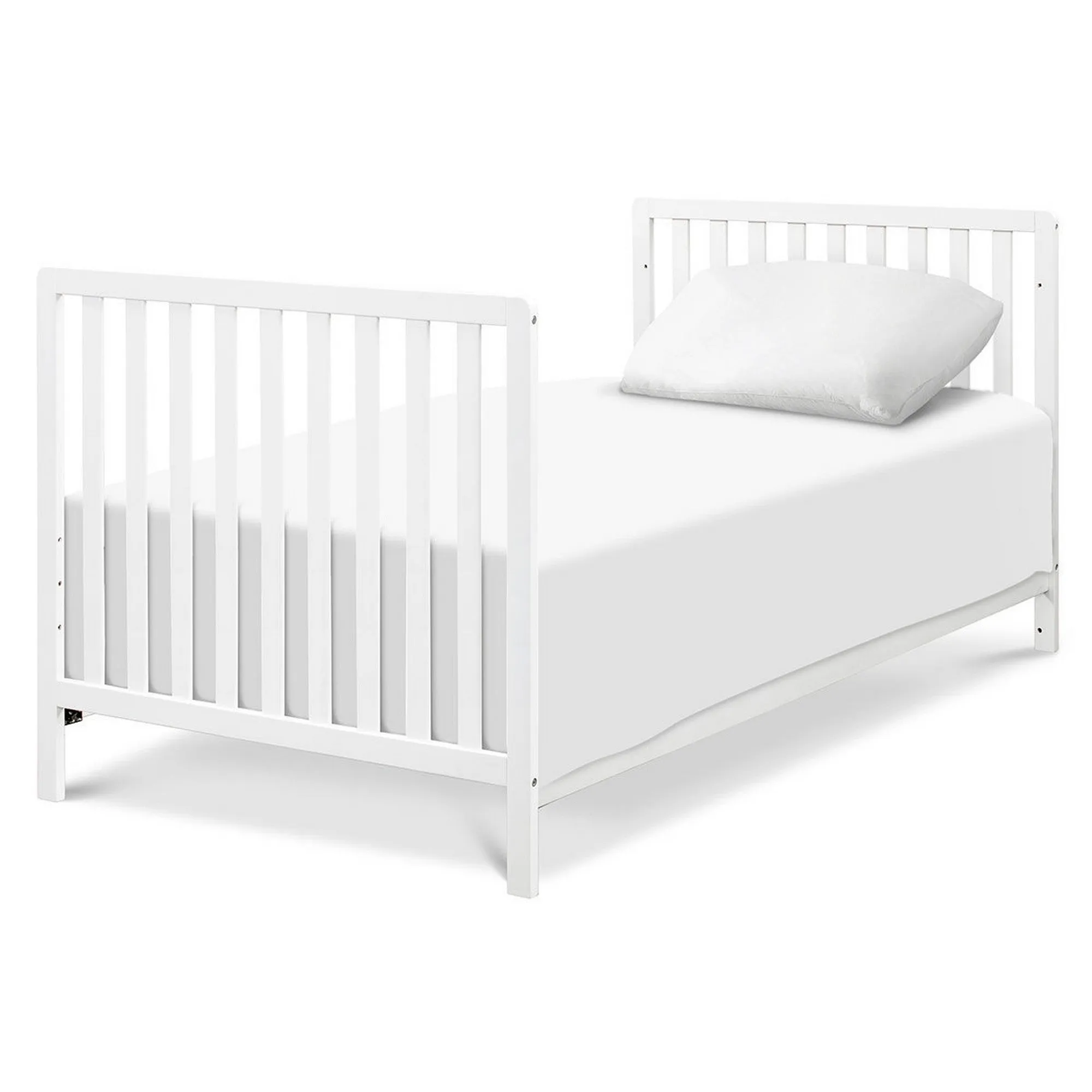 CARTERS by DAVINCI Colby 4-in-1 Convertible Mini Crib with Trundle