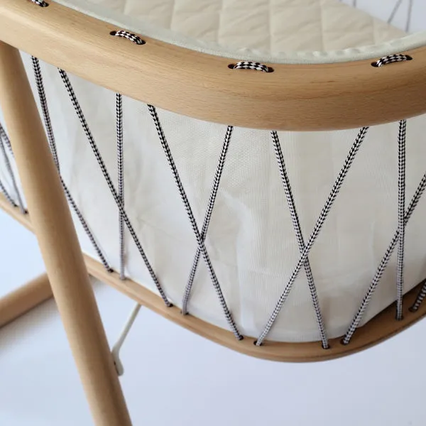 Charlie Crane KUMI Crib - Mesh / Black&White
