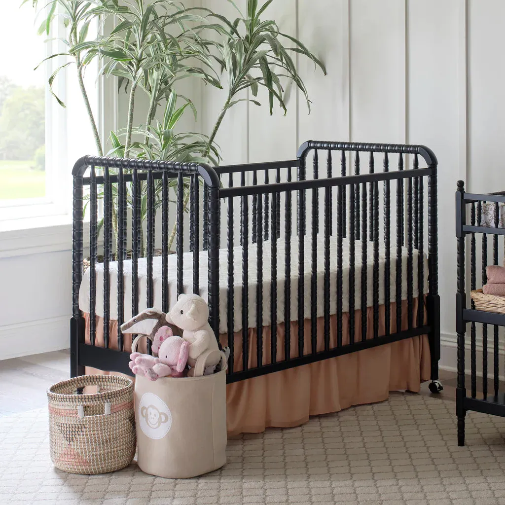 DAVINCI Jenny Lind 3-in-1 Convertible Crib