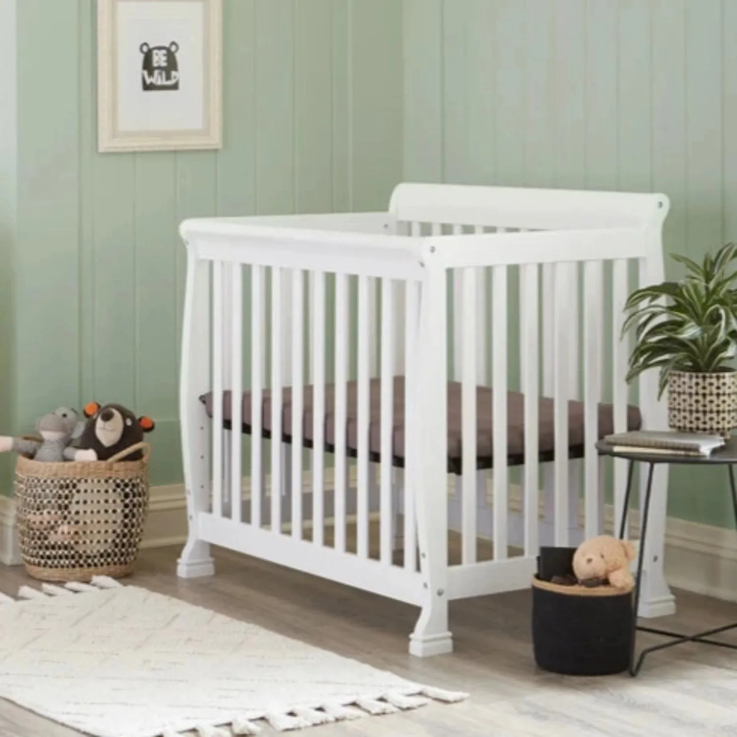 DAVINCI Kalani 4-in-1 Convertible Mini Crib