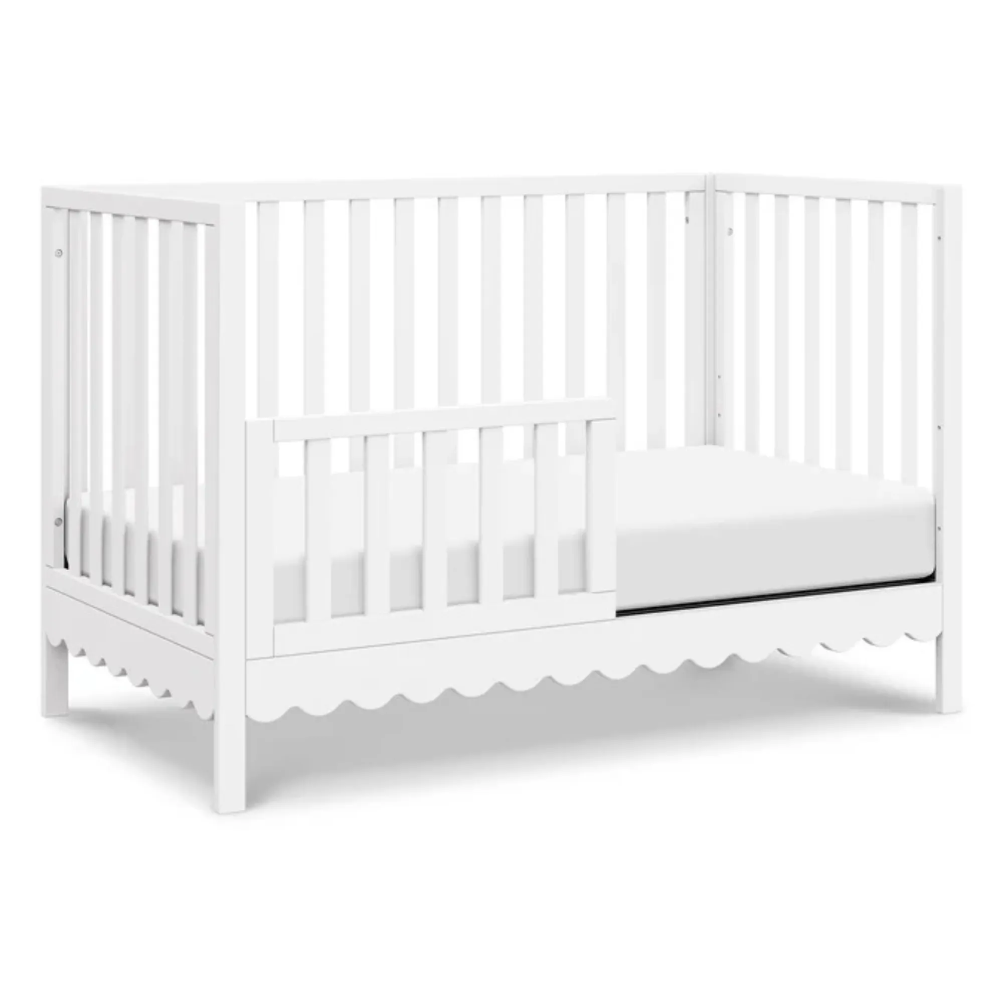 DAVINCI Sammy Scallop 4-in-1 Convertible Crib - White