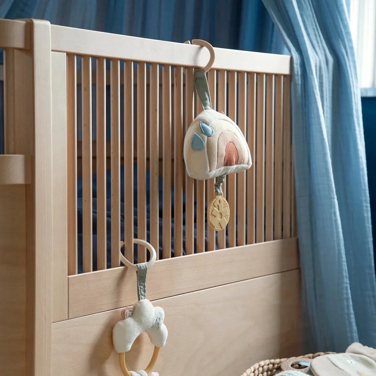 *Ex-Display* Sebra, Extendable Cot Bed Baby & Junior, Wooden