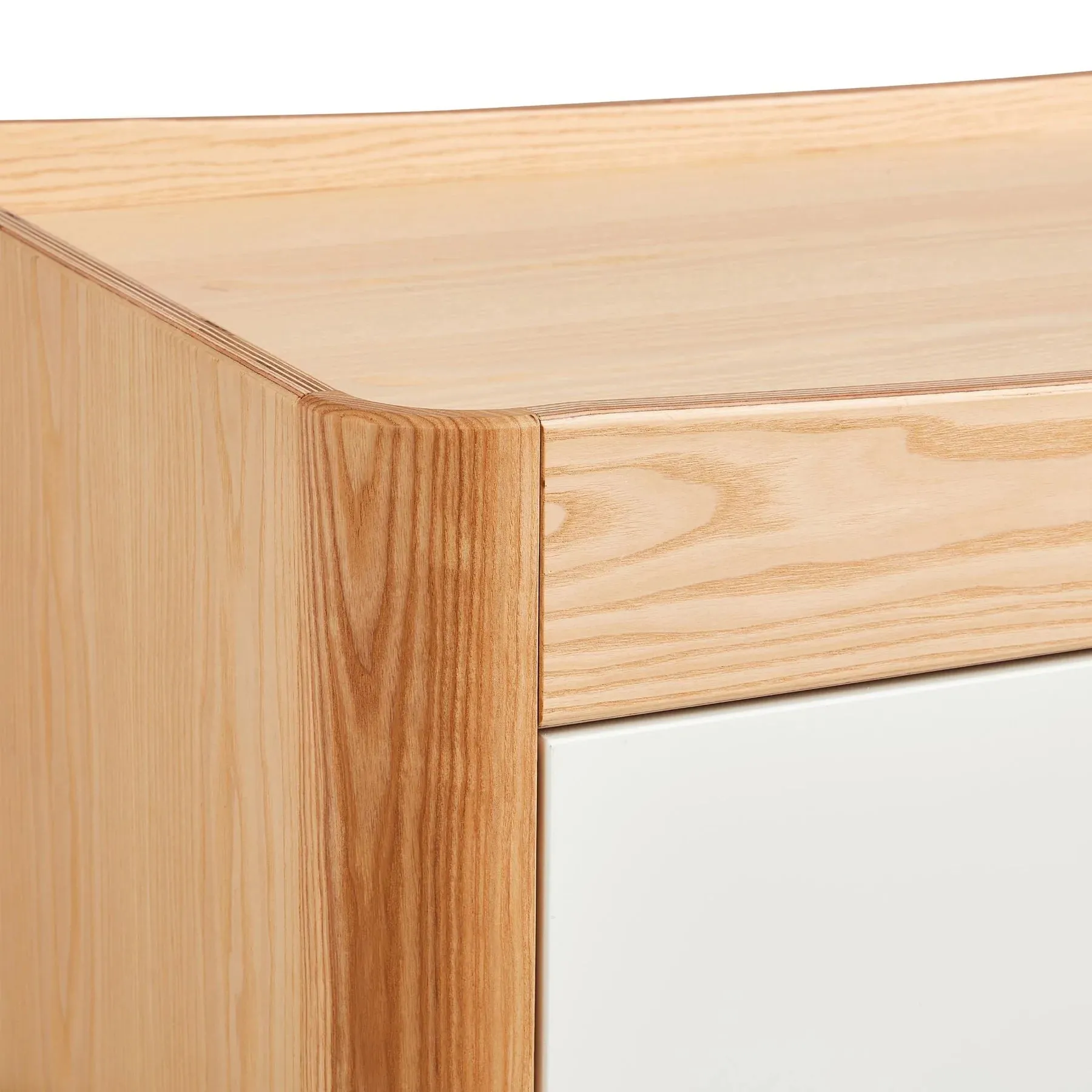Gaia Baby, Hera Dresser