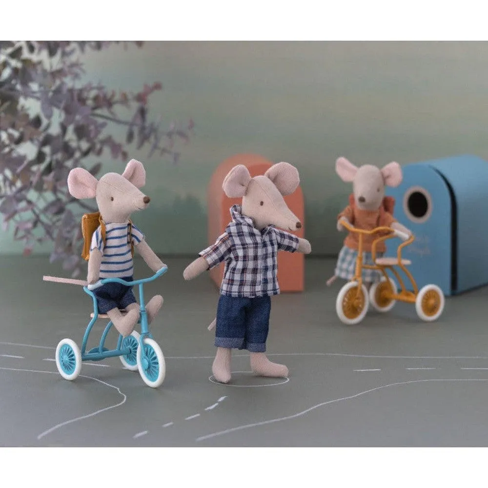 Maileg abri a tricycle for mouse - petrol blue