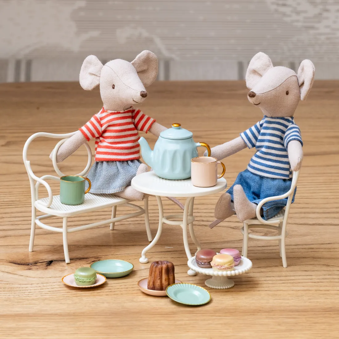 Maileg afternoon treat for mouse - merle