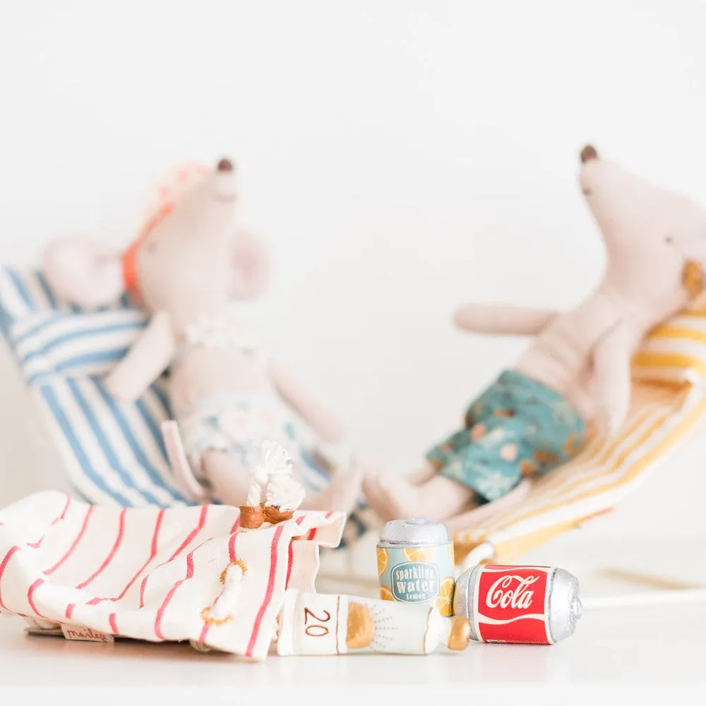 Maileg bag and beach essentials