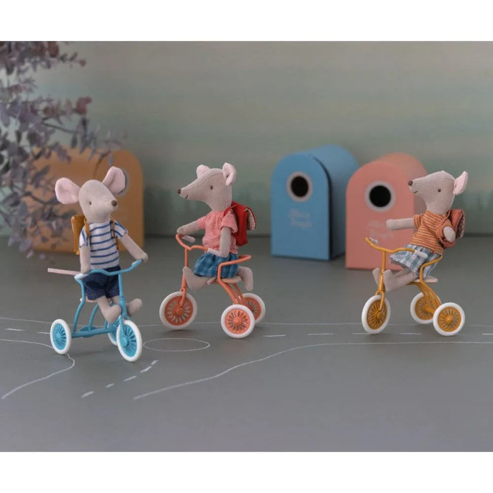 Maileg big sister tricycle mouse with bag - old rose