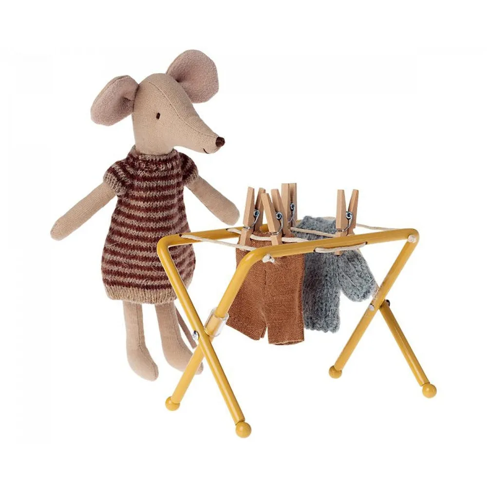 Maileg drying rack for mice