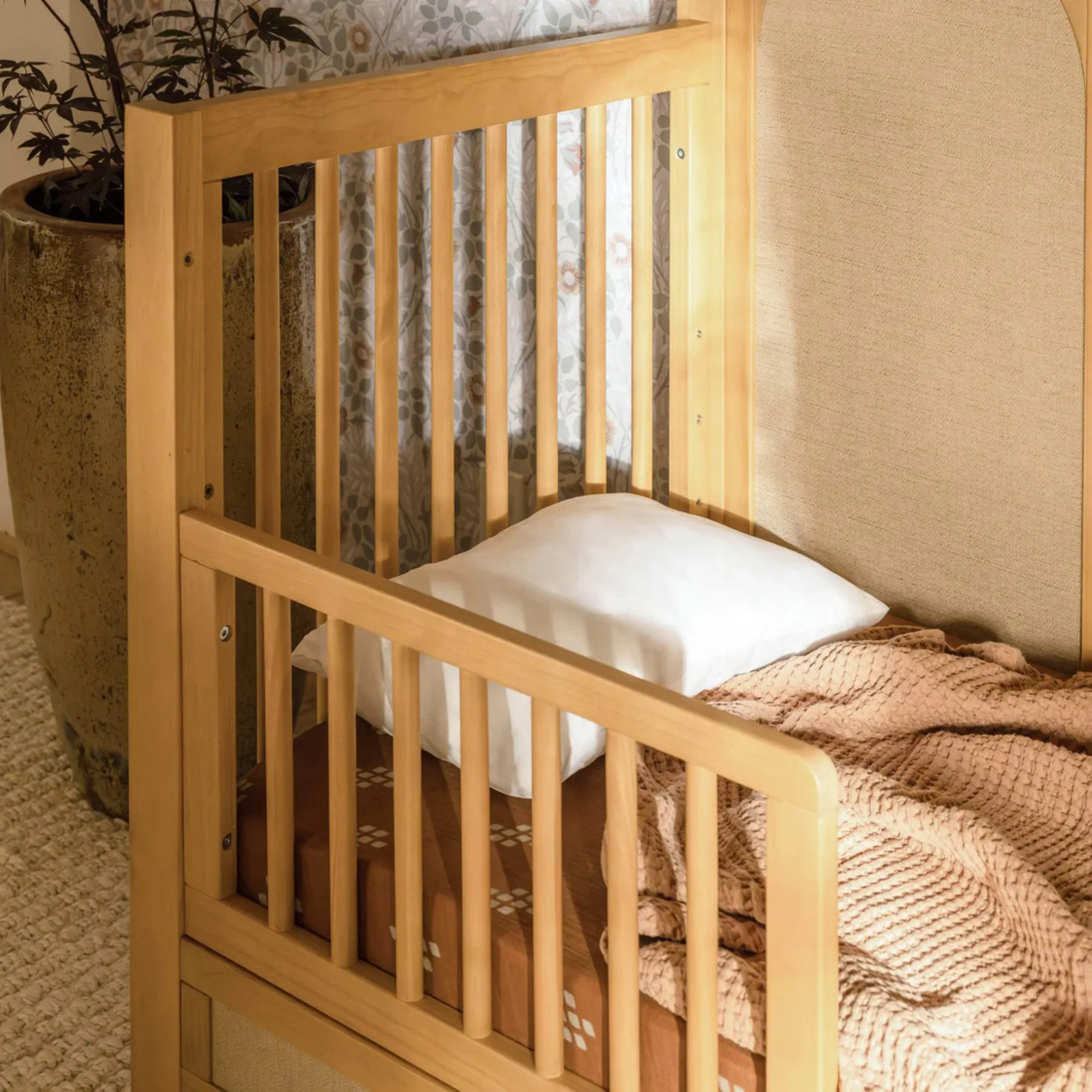 NAMESAKE Eloise 4-in-1 Convertible Crib