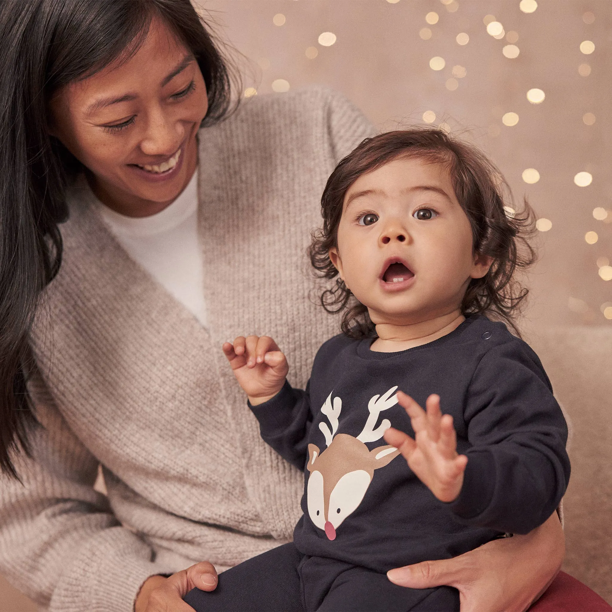 Organic Cotton Reindeer Sweatshirt & Joggers Outfit