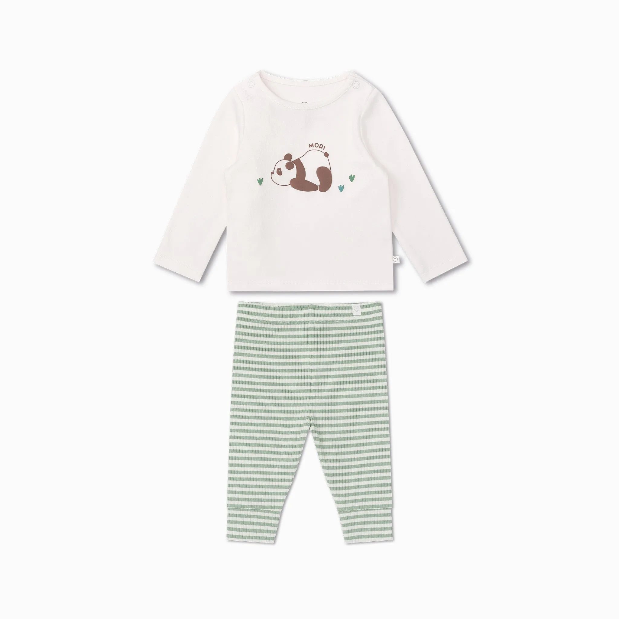 Panda T-Shirt & Leggings Outfit
