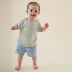 T-Shirt & Organic Chambray Shorts Outfit
